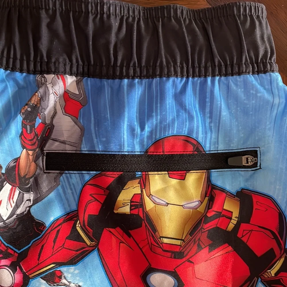 Marvel BoardShorts Size Small